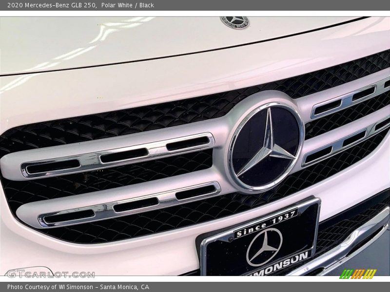 Polar White / Black 2020 Mercedes-Benz GLB 250