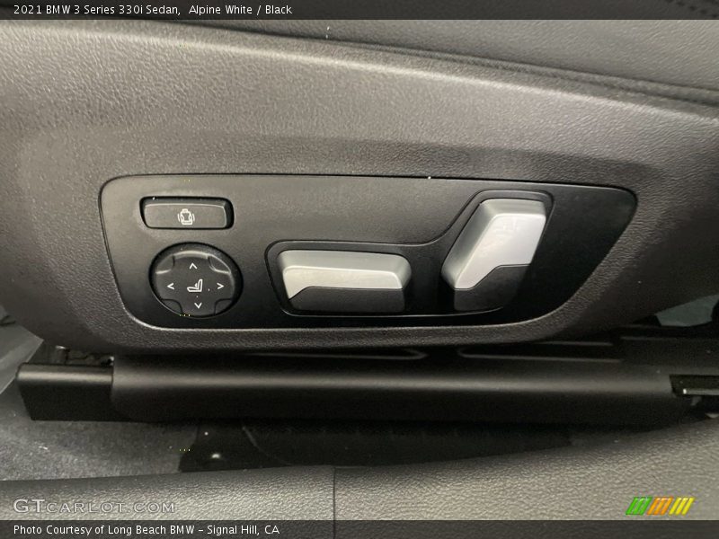 Alpine White / Black 2021 BMW 3 Series 330i Sedan
