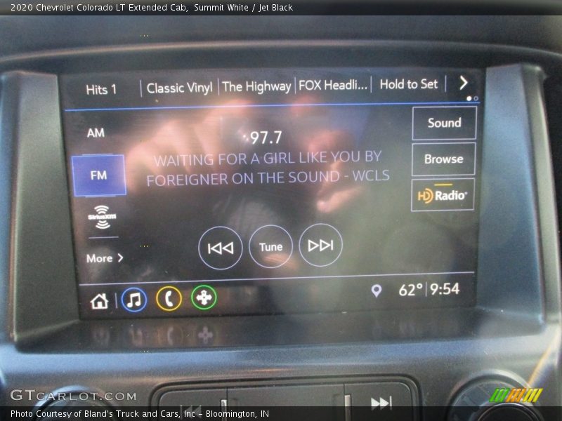 Summit White / Jet Black 2020 Chevrolet Colorado LT Extended Cab