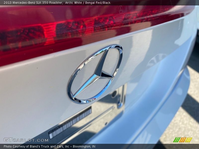 Arctic White / Bengal Red/Black 2013 Mercedes-Benz SLK 350 Roadster