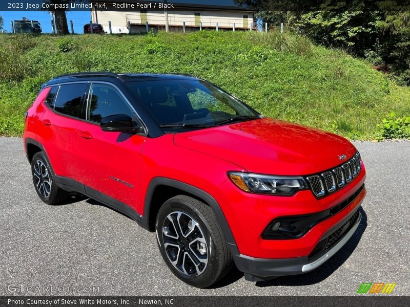 Front 3/4 View of 2023 Compass Limited 4x4