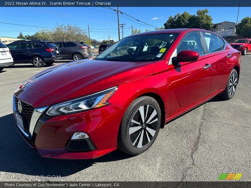 Front 3/4 View of 2022 Altima SV