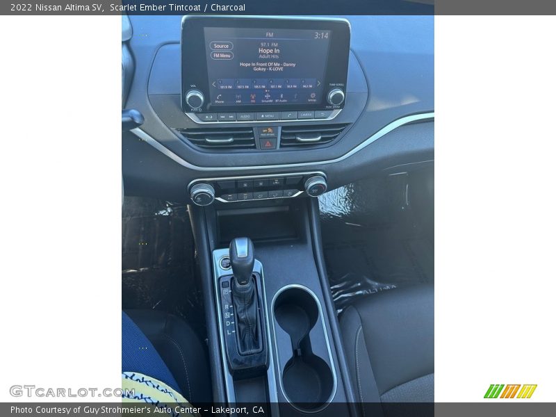 Controls of 2022 Altima SV