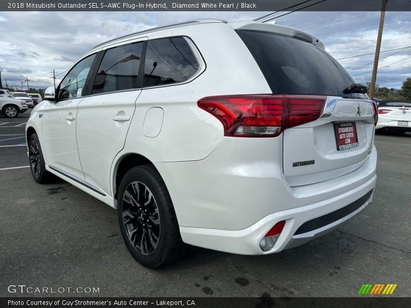  2018 Outlander SEL S-AWC Plug-In Hybrid Diamond White Pearl