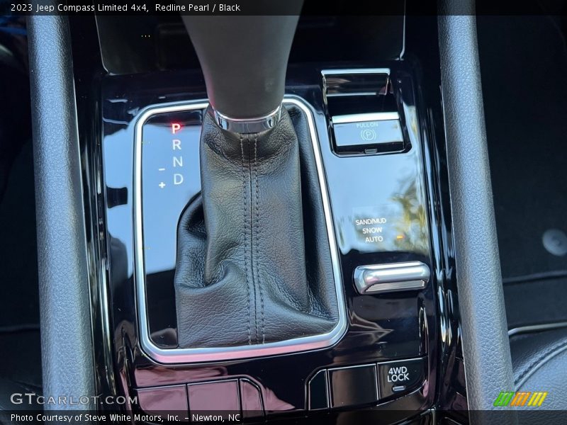  2023 Compass Limited 4x4 8 Speed Automatic Shifter