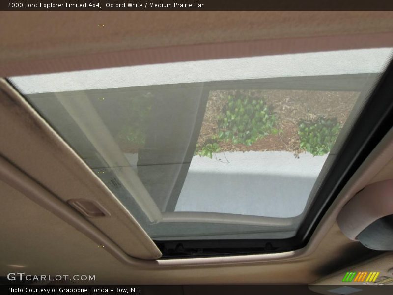 Oxford White / Medium Prairie Tan 2000 Ford Explorer Limited 4x4