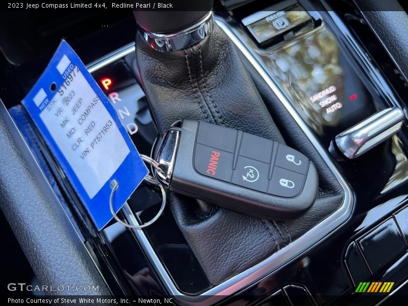 Keys of 2023 Compass Limited 4x4