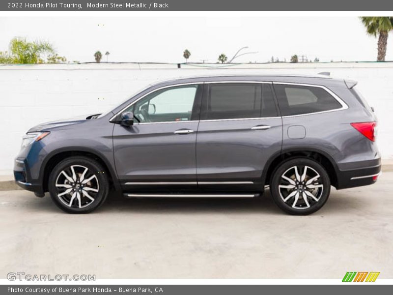  2022 Pilot Touring Modern Steel Metallic