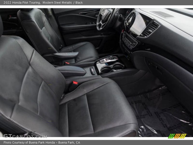 Modern Steel Metallic / Black 2022 Honda Pilot Touring