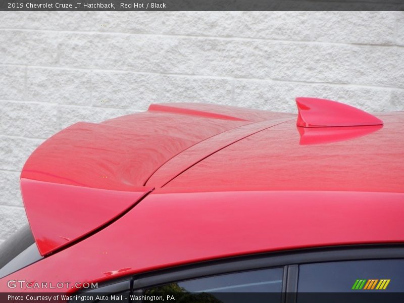 Red Hot / Black 2019 Chevrolet Cruze LT Hatchback