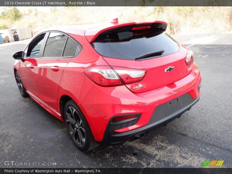  2019 Cruze LT Hatchback Red Hot