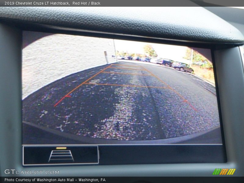 Red Hot / Black 2019 Chevrolet Cruze LT Hatchback