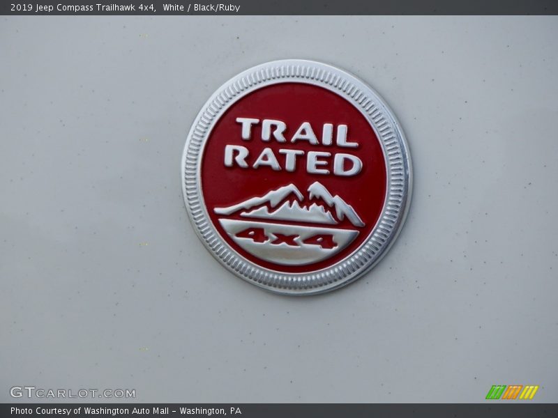  2019 Compass Trailhawk 4x4 Logo