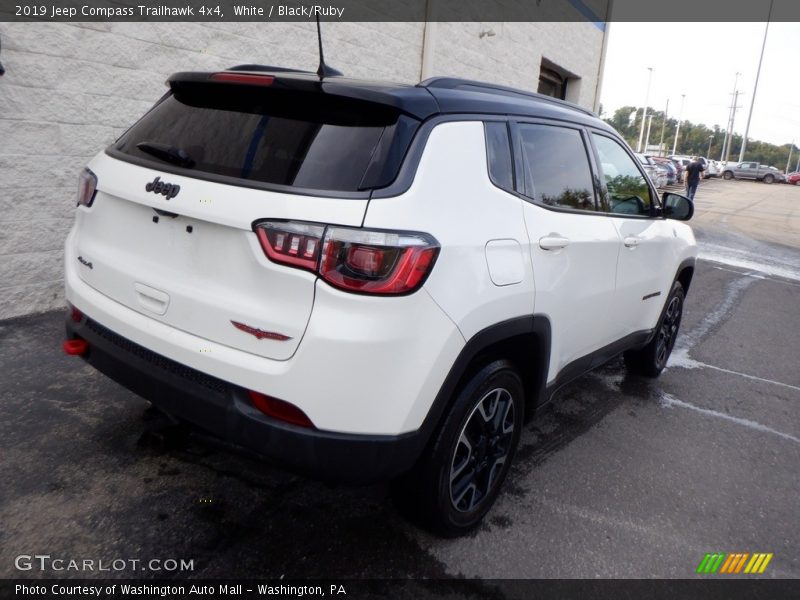 White / Black/Ruby 2019 Jeep Compass Trailhawk 4x4
