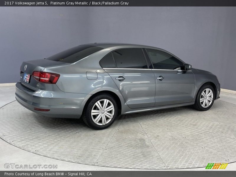 Platinum Gray Metallic / Black/Palladium Gray 2017 Volkswagen Jetta S