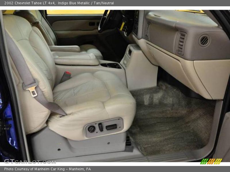 Indigo Blue Metallic / Tan/Neutral 2002 Chevrolet Tahoe LT 4x4