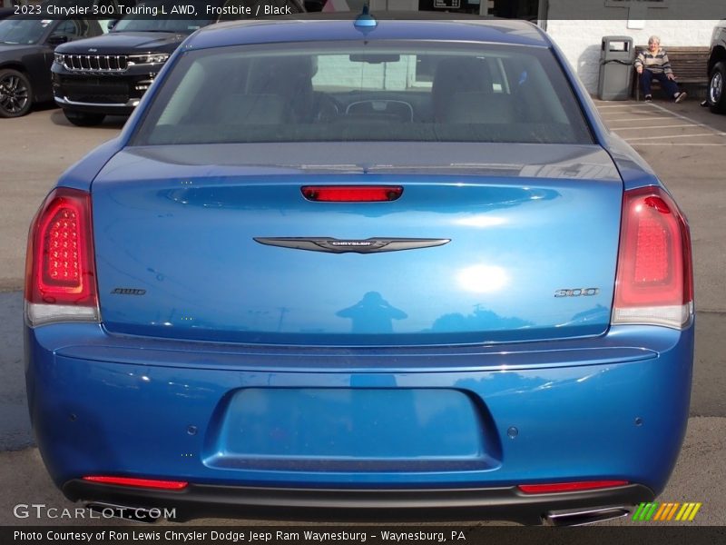 Frostbite / Black 2023 Chrysler 300 Touring L AWD