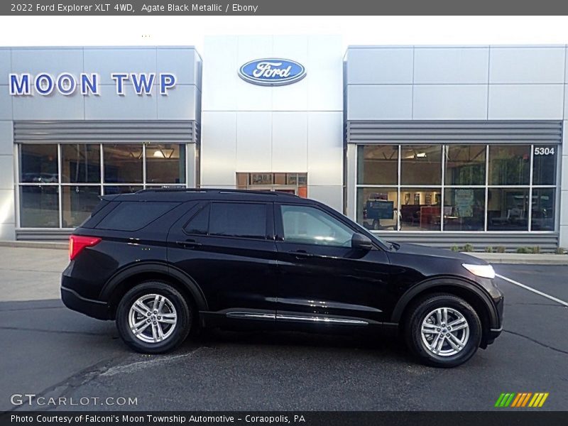 Agate Black Metallic / Ebony 2022 Ford Explorer XLT 4WD