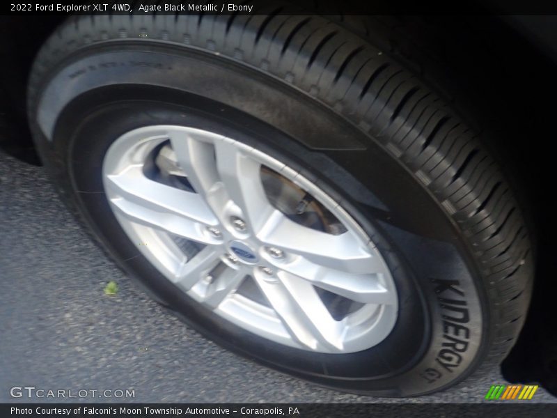 Agate Black Metallic / Ebony 2022 Ford Explorer XLT 4WD