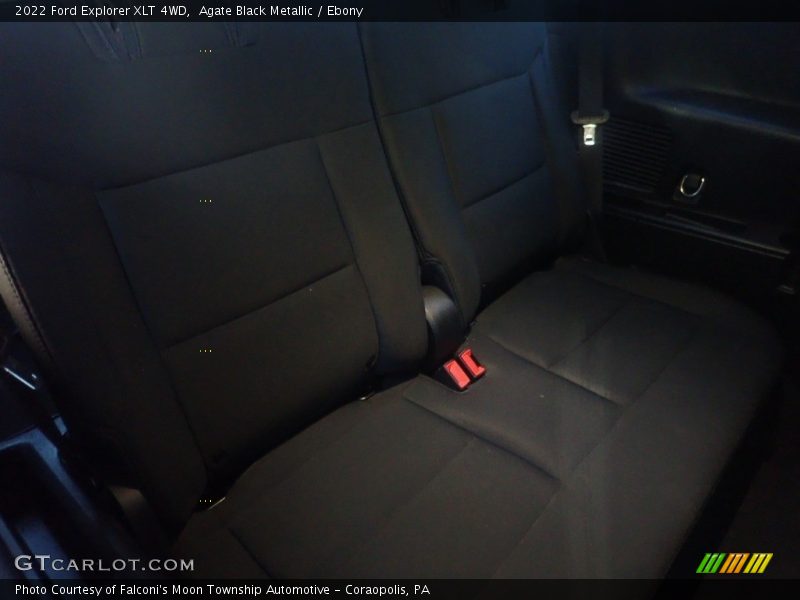 Agate Black Metallic / Ebony 2022 Ford Explorer XLT 4WD
