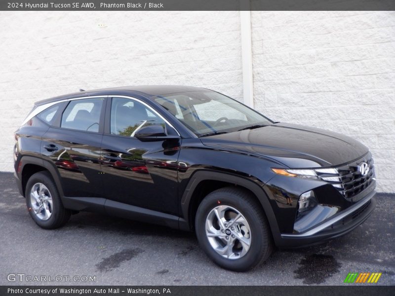 Front 3/4 View of 2024 Tucson SE AWD