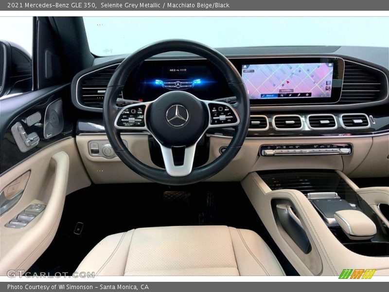 Dashboard of 2021 GLE 350