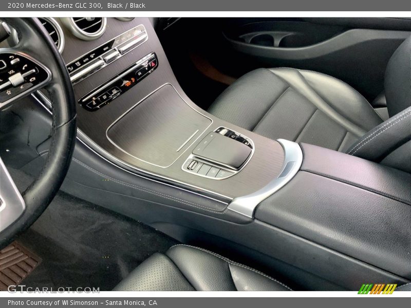 Black / Black 2020 Mercedes-Benz GLC 300
