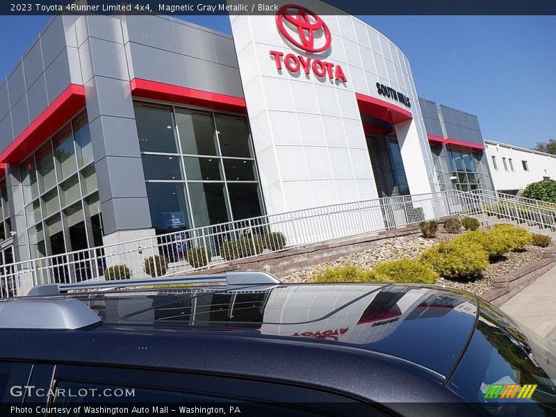Magnetic Gray Metallic / Black 2023 Toyota 4Runner Limited 4x4