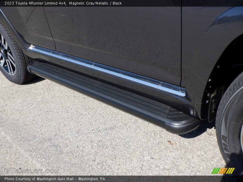 Magnetic Gray Metallic / Black 2023 Toyota 4Runner Limited 4x4
