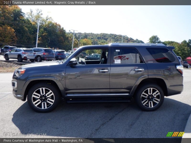 Magnetic Gray Metallic / Black 2023 Toyota 4Runner Limited 4x4