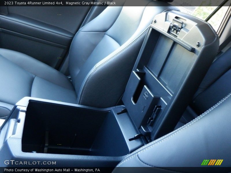 Magnetic Gray Metallic / Black 2023 Toyota 4Runner Limited 4x4