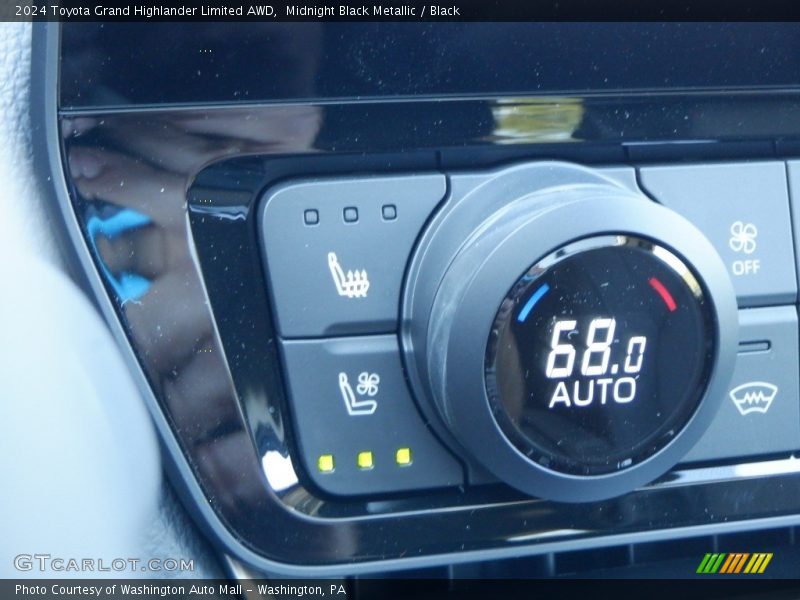 Controls of 2024 Grand Highlander Limited AWD