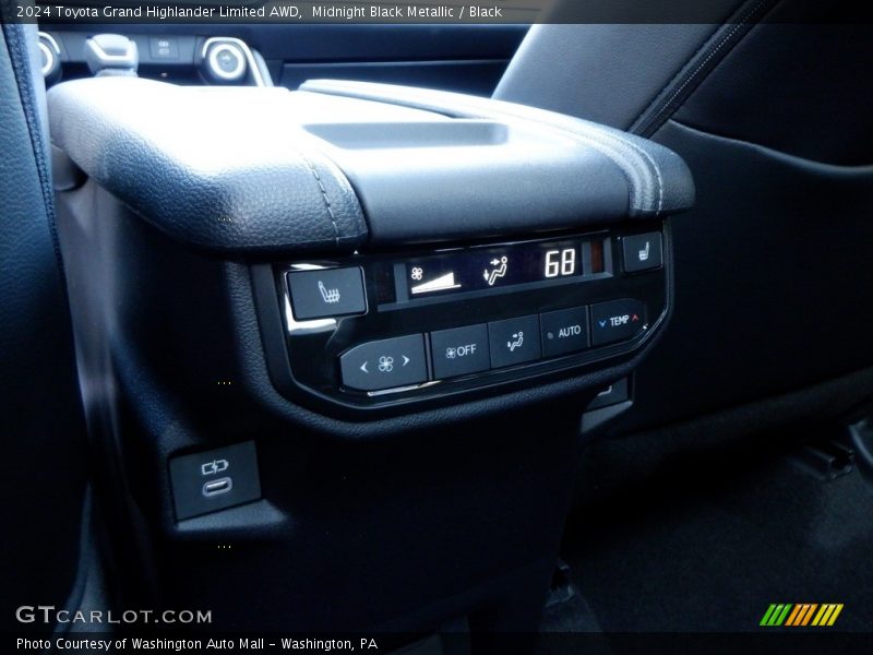 Midnight Black Metallic / Black 2024 Toyota Grand Highlander Limited AWD