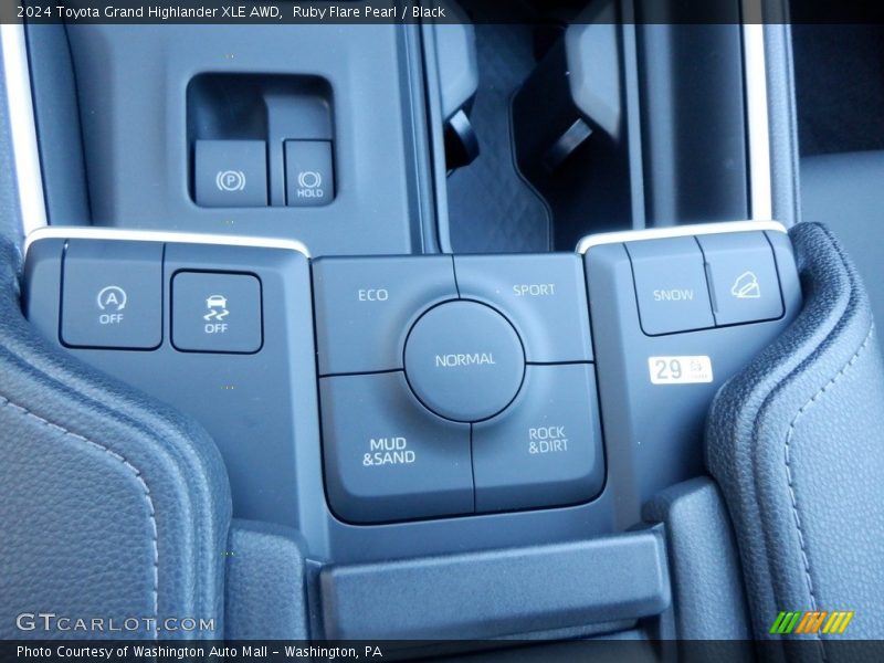 Controls of 2024 Grand Highlander XLE AWD