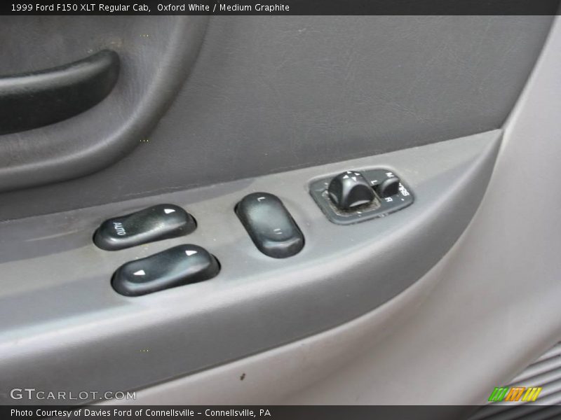 Oxford White / Medium Graphite 1999 Ford F150 XLT Regular Cab