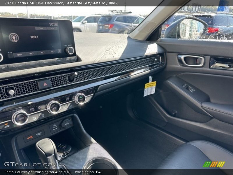 Dashboard of 2024 Civic EX-L Hatchback