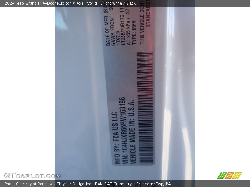 Bright White / Black 2024 Jeep Wrangler 4-Door Rubicon X 4xe Hybrid