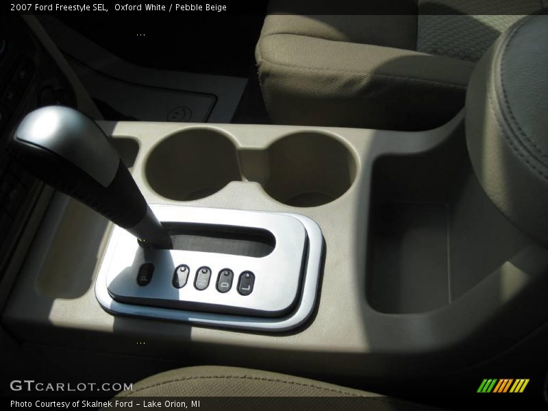 Oxford White / Pebble Beige 2007 Ford Freestyle SEL