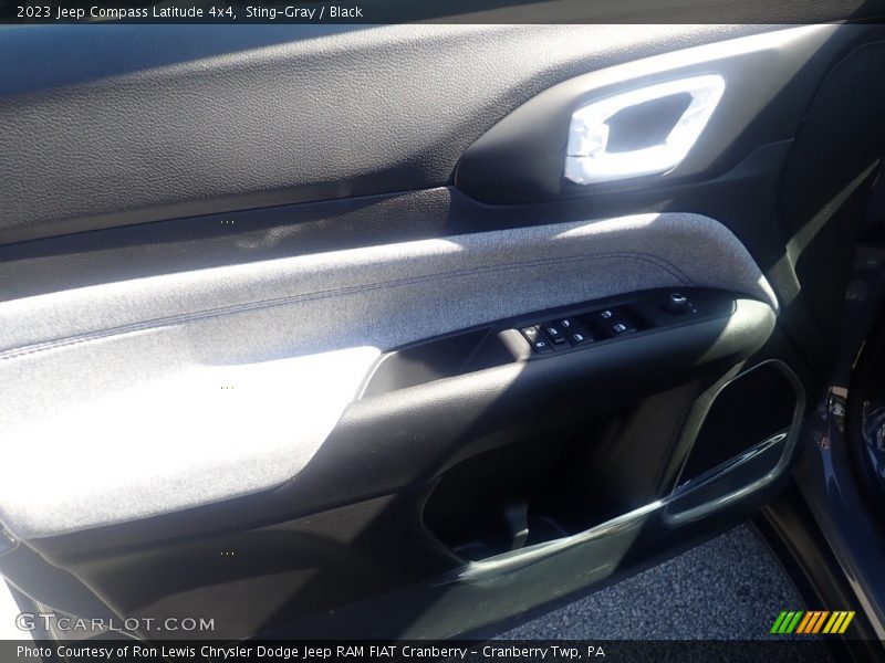 Sting-Gray / Black 2023 Jeep Compass Latitude 4x4