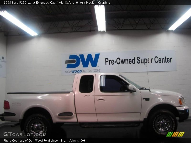 Oxford White / Medium Graphite 1999 Ford F150 Lariat Extended Cab 4x4