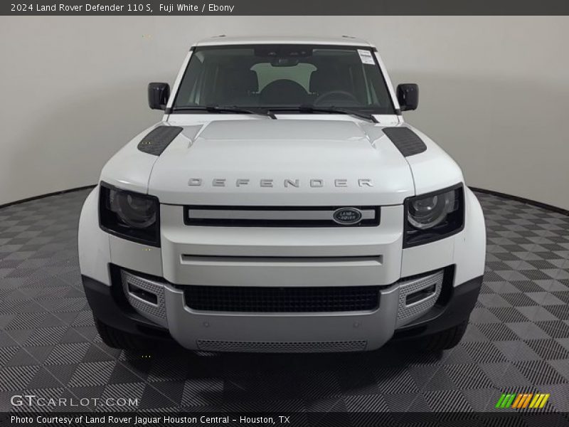  2024 Defender 110 S Fuji White