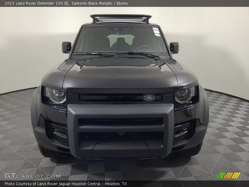 2023 Defender 130 SE Santorini Black Metallic