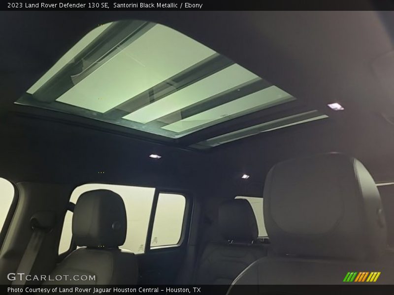 Sunroof of 2023 Defender 130 SE