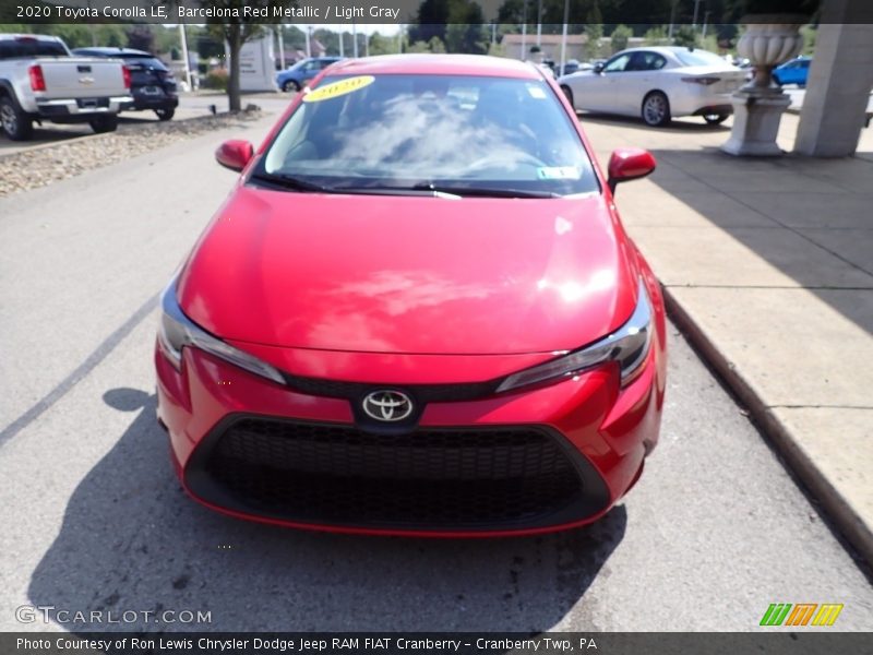 Barcelona Red Metallic / Light Gray 2020 Toyota Corolla LE