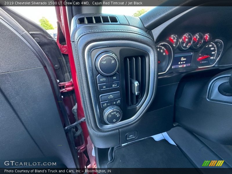 Cajun Red Tintcoat / Jet Black 2019 Chevrolet Silverado 1500 LT Crew Cab 4WD