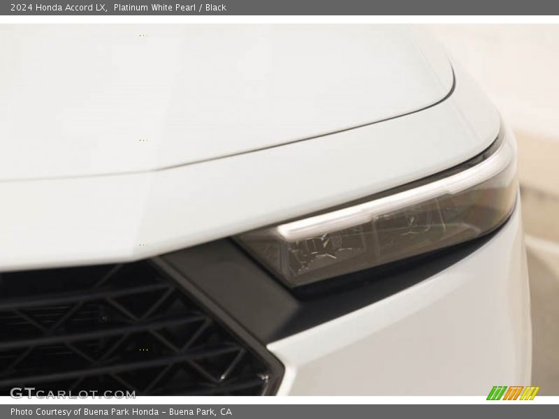 Platinum White Pearl / Black 2024 Honda Accord LX