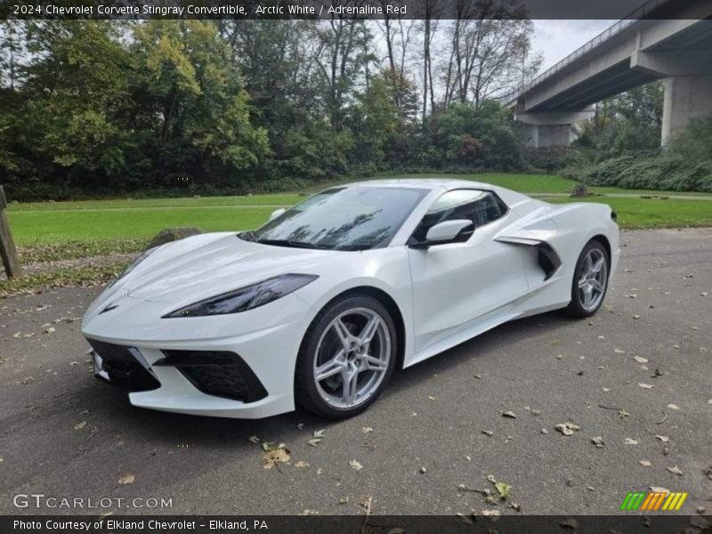 Front 3/4 View of 2024 Corvette Stingray Convertible