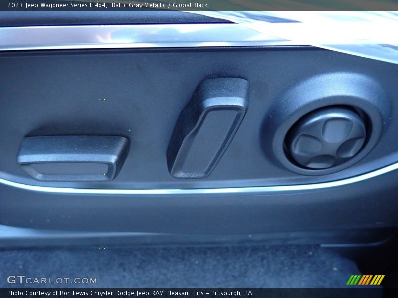 Baltic Gray Metallic / Global Black 2023 Jeep Wagoneer Series II 4x4