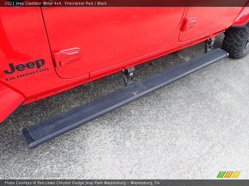 Firecracker Red / Black 2021 Jeep Gladiator Willys 4x4