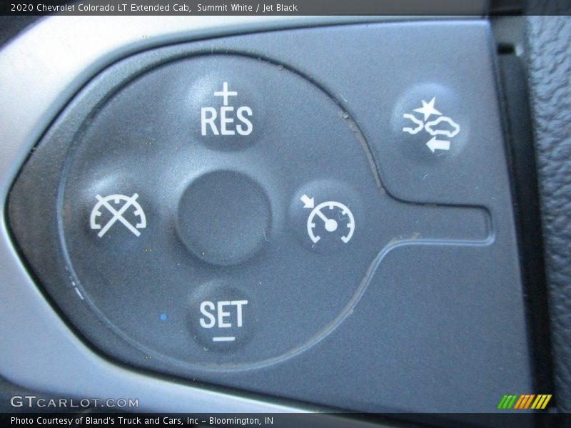 Summit White / Jet Black 2020 Chevrolet Colorado LT Extended Cab